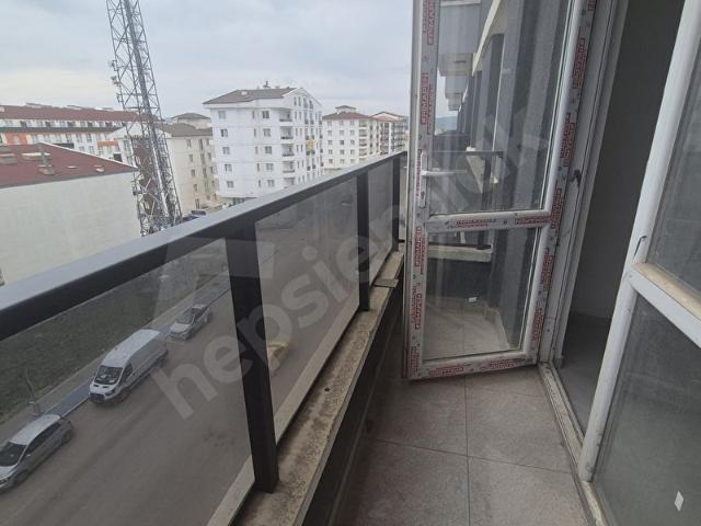 Üniworld'de Satılık Apart