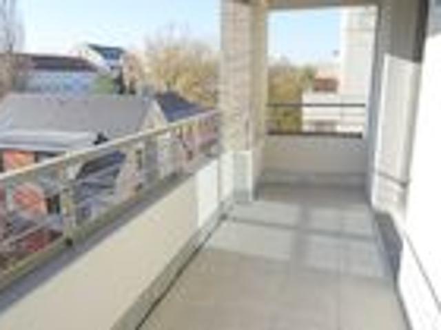 Uni Klinik & Elbe ganz nah: moderne 2 Zi. Whg. mit Südbalkon, Lift & TG