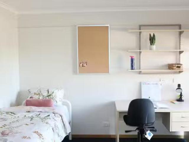Uni Lodge La Trobe University Bendigo Terraces Single Room.