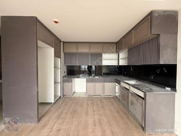 MEGALANDA SOSYAL ALANLI SIFIR GİYNME ODALI GENİŞ KÖŞE DAİRE