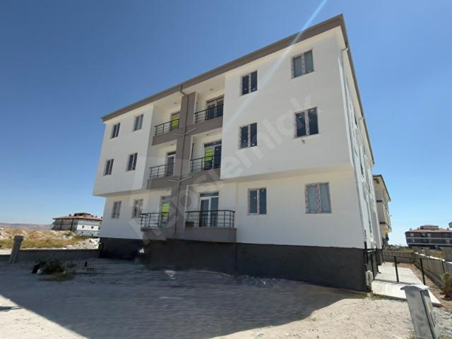 ÜNİVERSİTE CİVARI BAYRAKTARLAR ARKASI SATILIK LÜX 1+1 DAİRE