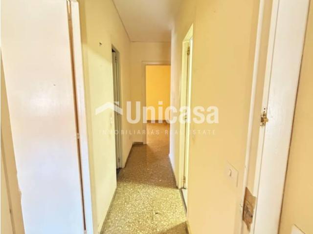 Unicasa presenta este piso de 4 dormitorios con terraza en La Malagueta, Málaga