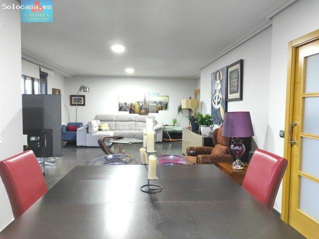 ÚNICO Y ESPECTACULAR CHALET 500m2 con TERRAZA 110m2 SOLEADO HERVENCIAS
