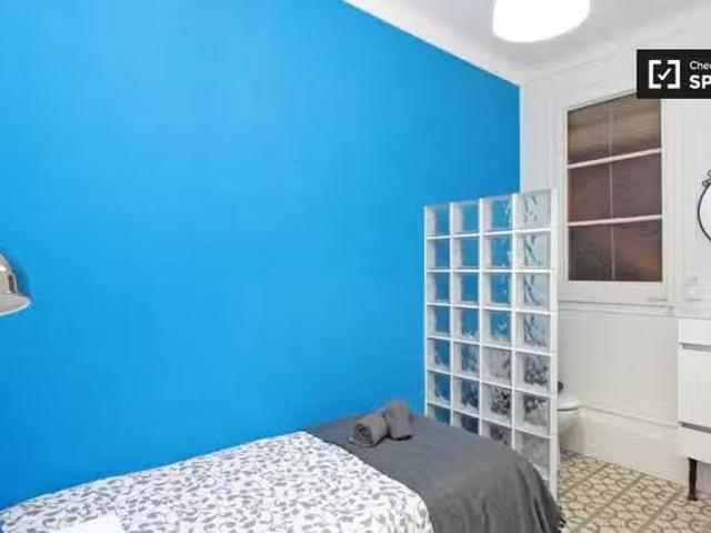 Encantador Habitación acogedora en piso compartido en Poble Se.