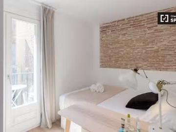 Barato Habitación con terraza en el Barrio Gótico