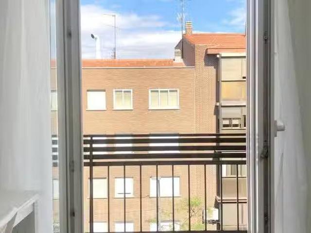 Acogedor Habitación en Avenida de la Albufera, San Diego
