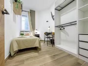 Plaça de l'Ajuntament, Valencia, Plaça del Temple