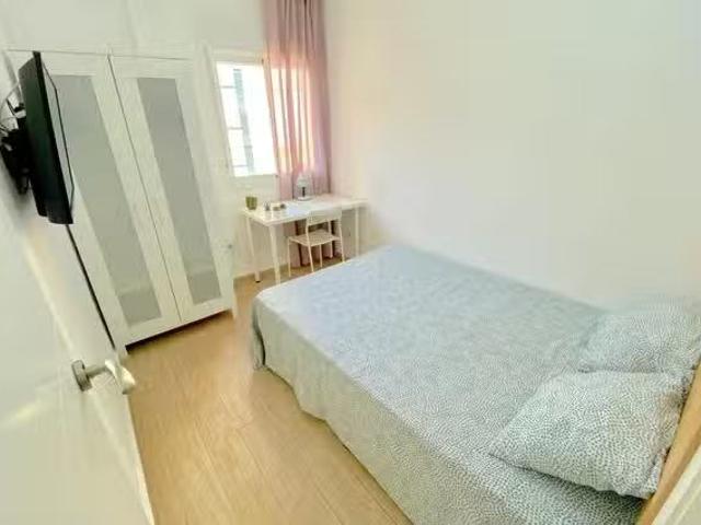 Encantador Habitación en Avenida San Lázaro, El Rocío