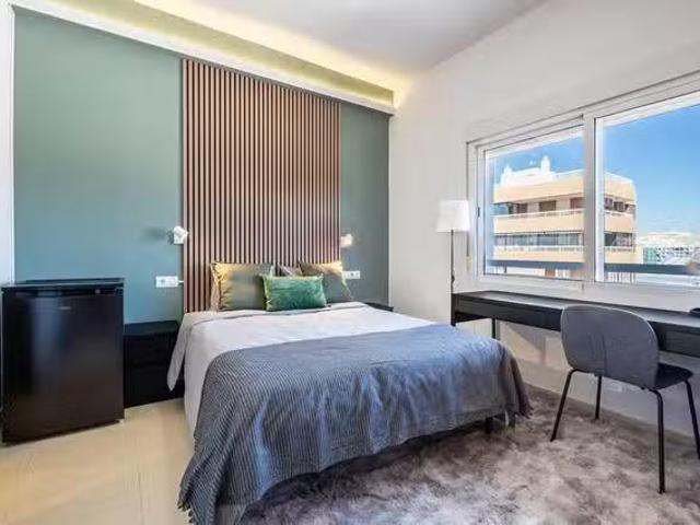 Acogedor Habitación en Avinguda d'Aguilera, Benalúa
