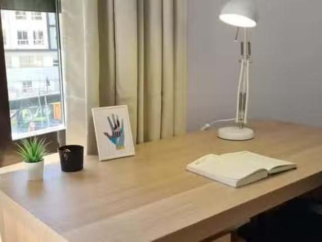 Bonito Habitación en Avinguda de l'Oest