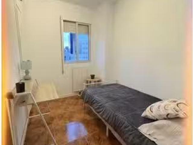 Acogedor Habitación en alquiler en Costillares, Madrid