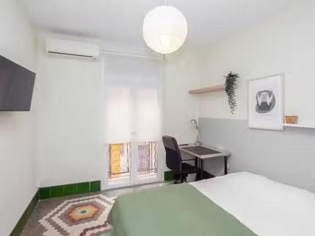 Encantador Habitación en Barri Sant Cristòfol