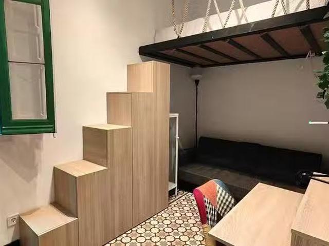 Único Habitación en Calle Marqués de Santa Ana, Universidad
