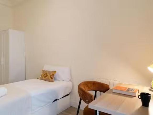 ¡Renta! Habitación en Calle Mayor, Centro
