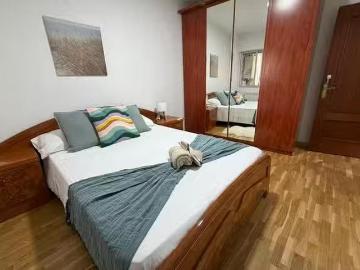 Único Habitación en Calle Monte de Montjuich, Villa de Vallecas