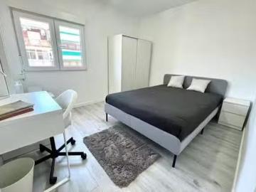 ¡En alquiler! Habitación en Calle Cataluña