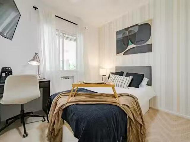 Único Habitación en Calle Duero, El Bosque