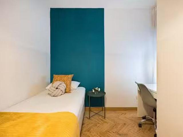 Encantador Habitación en Calle de Núñez Morgado