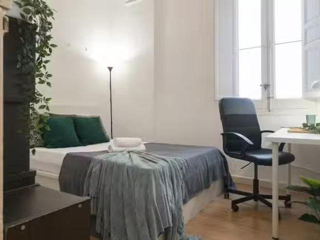 Encantador Habitación en Calle de Narváez, Goya