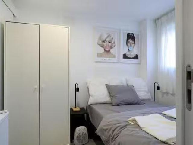 Barato Habitación en Calle de Alconera, San Blas Canillejas