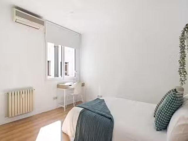 Encantador Habitación en Calle de Alcalá