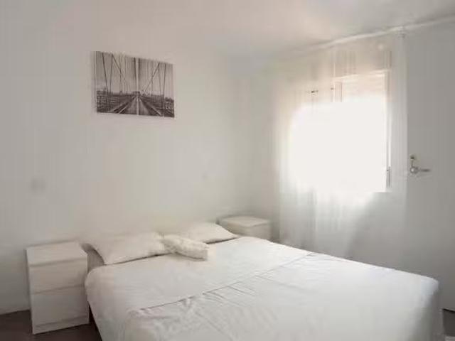 Barato Habitación en Calle de Antonio Zamora
