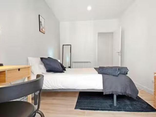 Encantador Habitación en Calle de Carranza, Chamberí