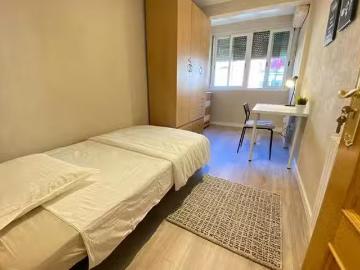¡Recién llegado! Habitación en Calle de Francia