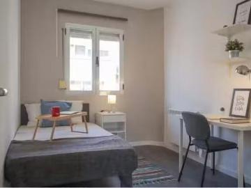 ¡Renta! Habitación en Calle de José María Pemán