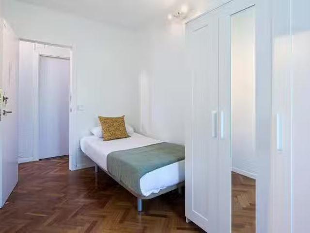 Encantador Habitación en Calle de José Silva
