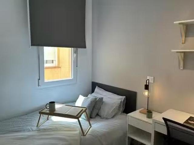 ¡Recién llegado! Habitación en Calle de Pradales, Lucero