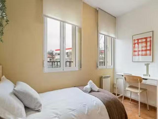 ¡Oferta! Habitación en Calle de Triana, Chamartín