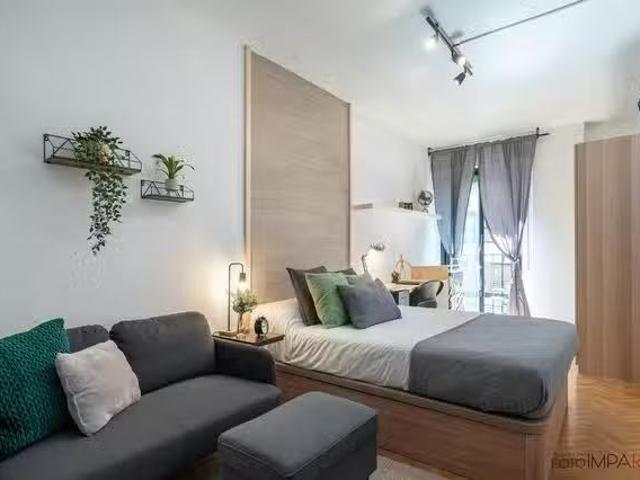 Encantador Habitación en Calle del Cardenal Cisneros, Trafalgar