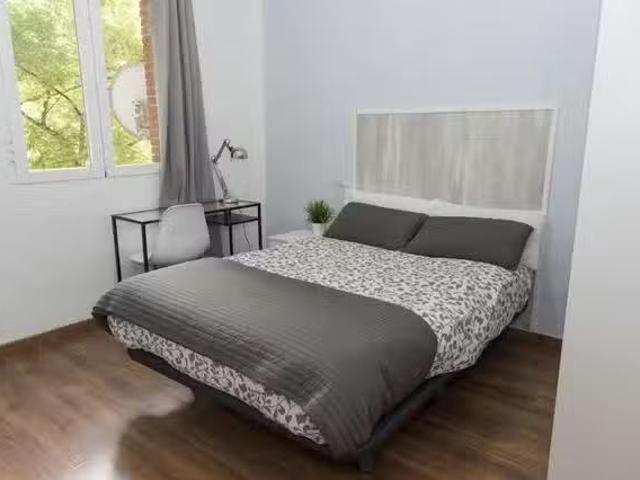 Bonito Habitación en Calle del General Lacy, Palos de Moguer