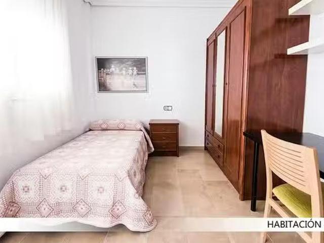 ¡Renta! Habitación en Calle Hernán Ruiz, El Cerro