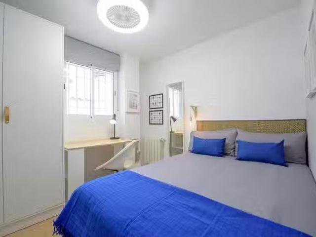 Único Habitación en Calle Rodríguez de Cepeda, Albors
