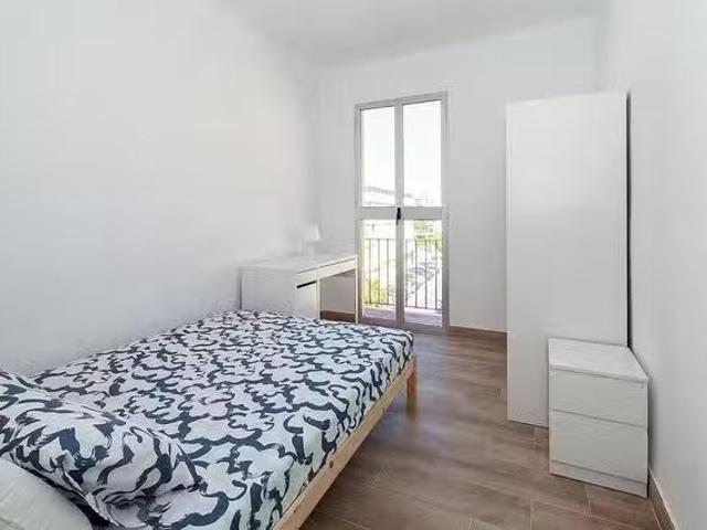 Único Habitación en Calle Ter, Doctor Barraquer
