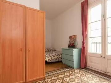 Bonito Habitación en Carrer d'Avinyó, Gothic Quarter