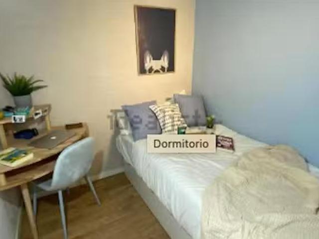 Encantador Habitación en Carrer de Balmes, Dreta de l'Eixample