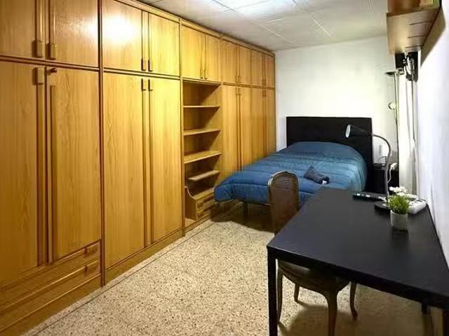 Encantador Habitación en Carrer de Francesc Layret