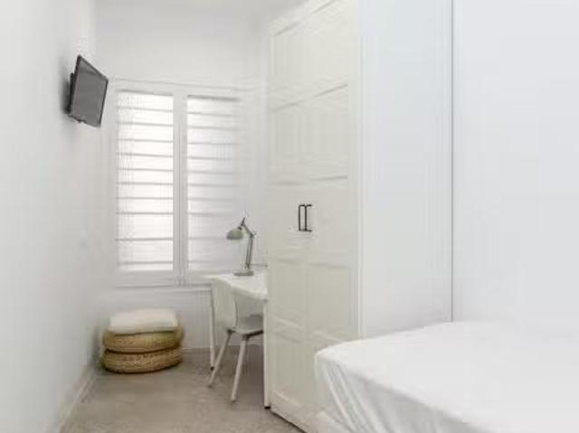 Único Habitación en Carrer de Jaume Casanovas