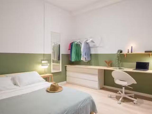 Bonito Habitación en Carrer de la Unió, 13
