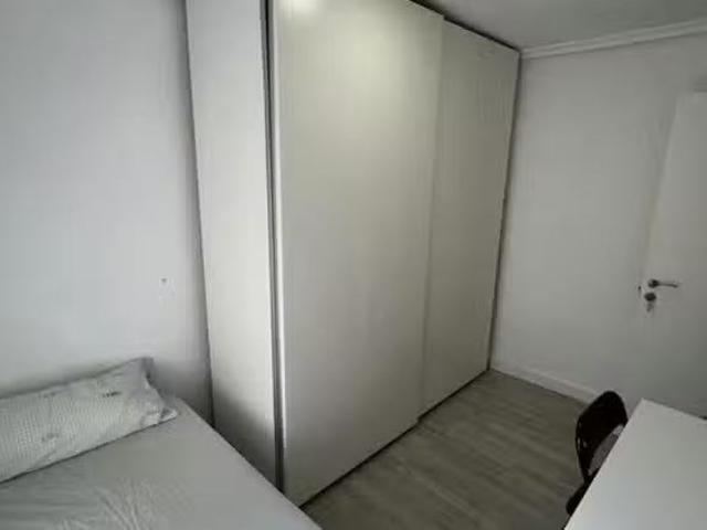 Único Habitación en Carrer de la Literatura, L'Olivereta