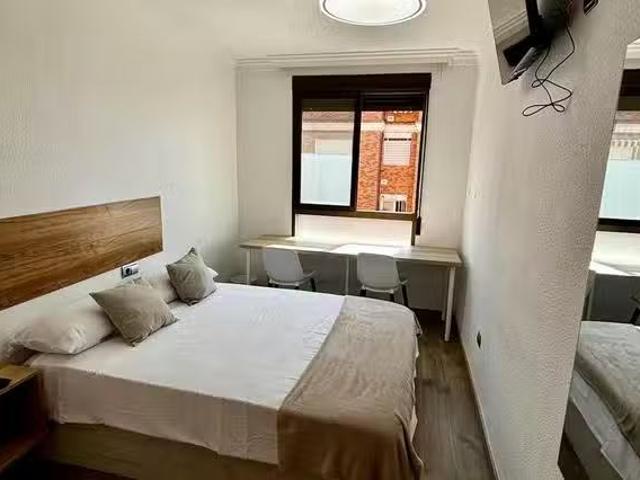 Único Habitación en Carrer de les Roses