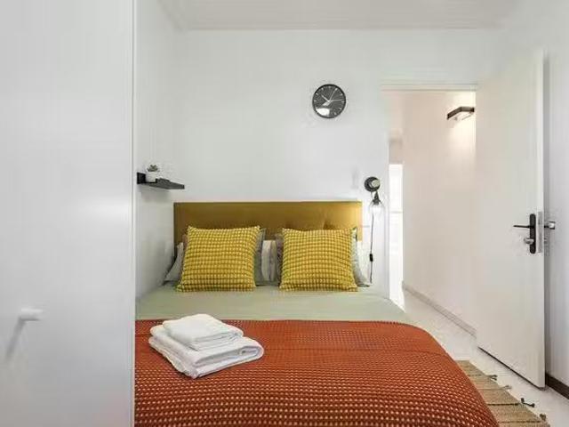 ¡Renta! Habitación en Carrer de Mariné