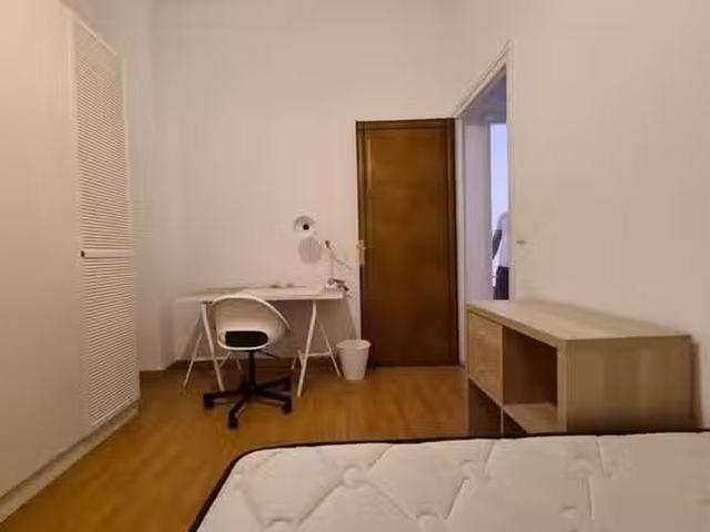 Encantador Habitación en Carrer de Matias Perelló