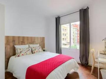 Encantador Habitación en Carrer de Moragas, Sant Gervasi la Bo.