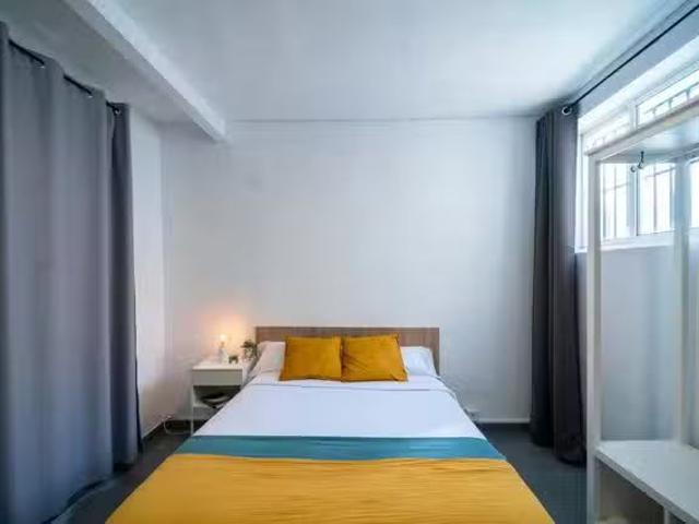 ¡Oferta! Habitación en Carrer de Pizarro