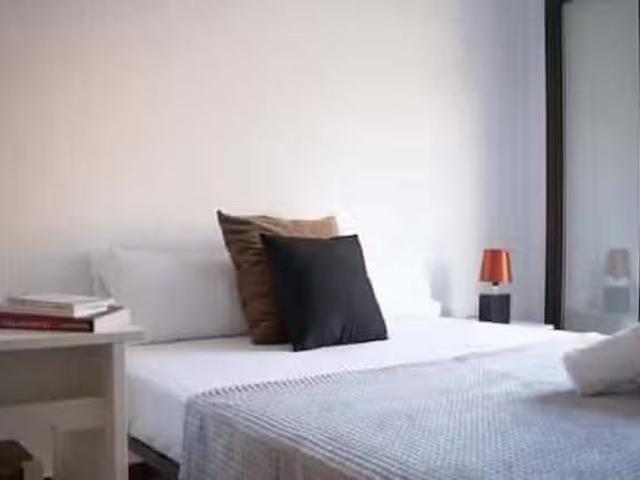 Acogedor Habitación en Carrer dels Agullers