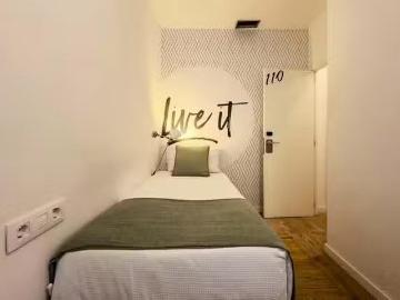 ¡En alquiler! Habitación en Carrer dels Escudellers